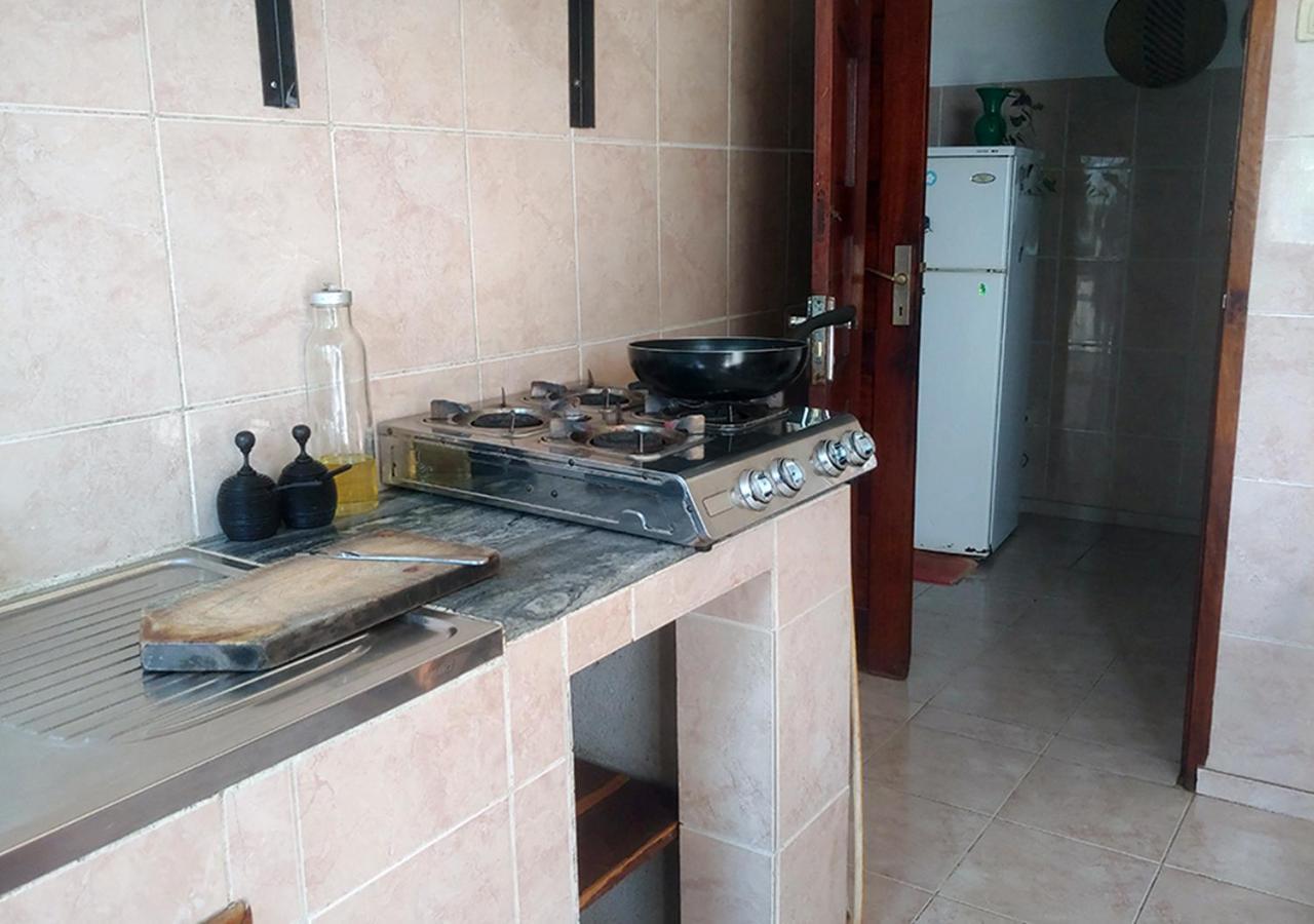 Ruby - Casa De Hospedes - Backpackers ナンプラ エクステリア 写真